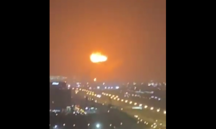 [VIDEO] Eksplozija u Dubaiju nakon požara na brodu-kontejneru