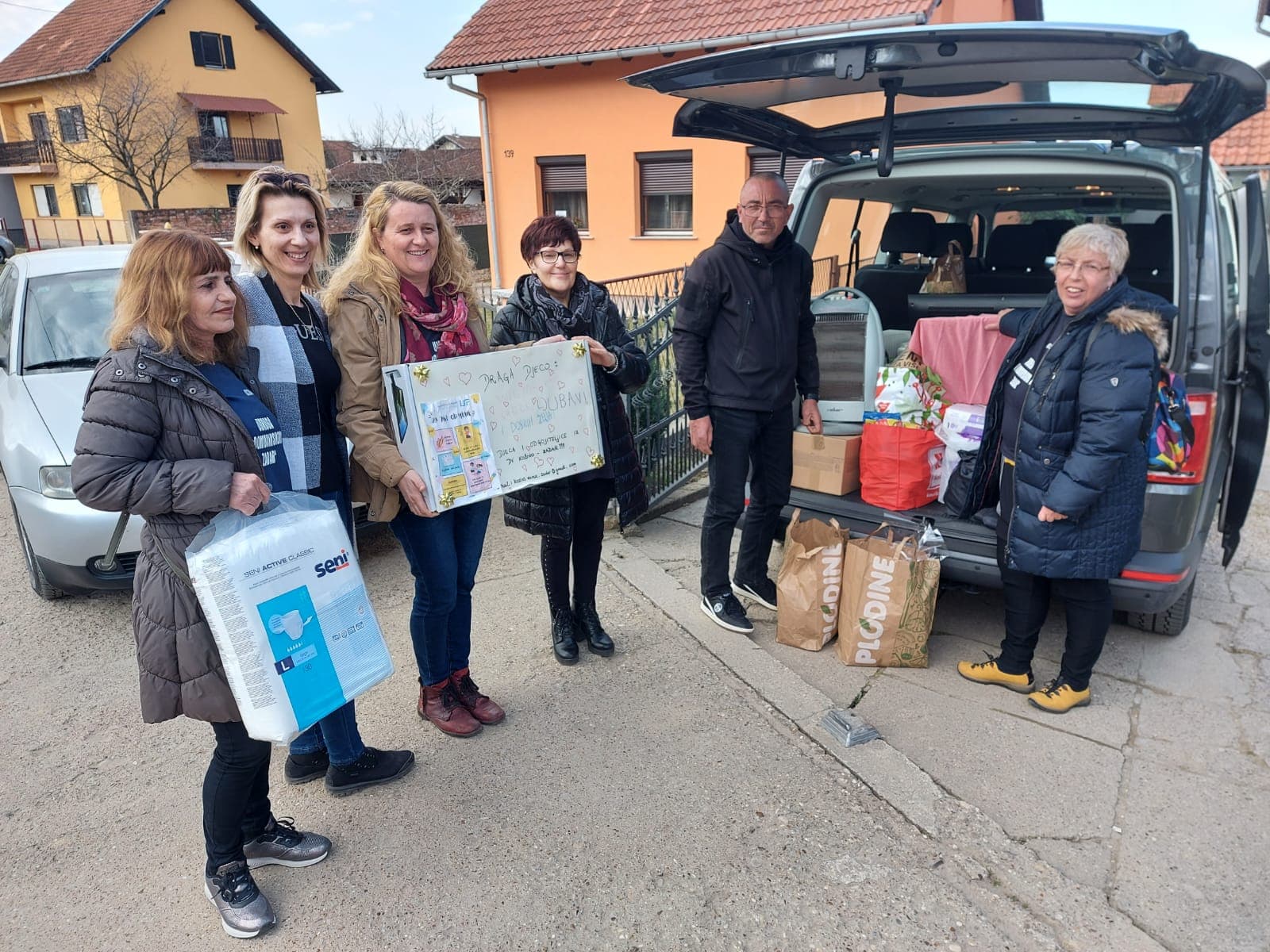 Članice Udruge "Žene u Domovinskom ratu - Zadar" posjetile   Sisak i Petrinju