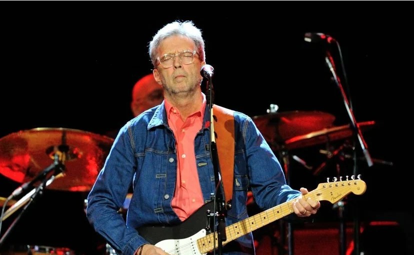 IMAO TEŠKE NUSPOJAVE ASTRAZENECE 'PROTIV DISKRIMINACIJE' Clapton neće nastupati u dvoranama koje traže potvrde o cijepljenju