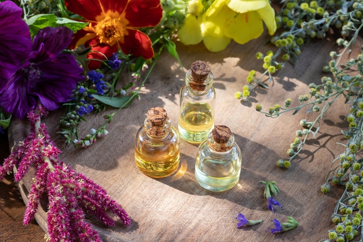 Dosadno zujanje: Evo od kojih će eteričnih ulja komarci pobjeći