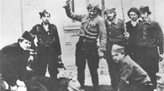 19. listopada 1942. Dugopolje – veliki četnički pokolj Hrvata u selu iznad Splita