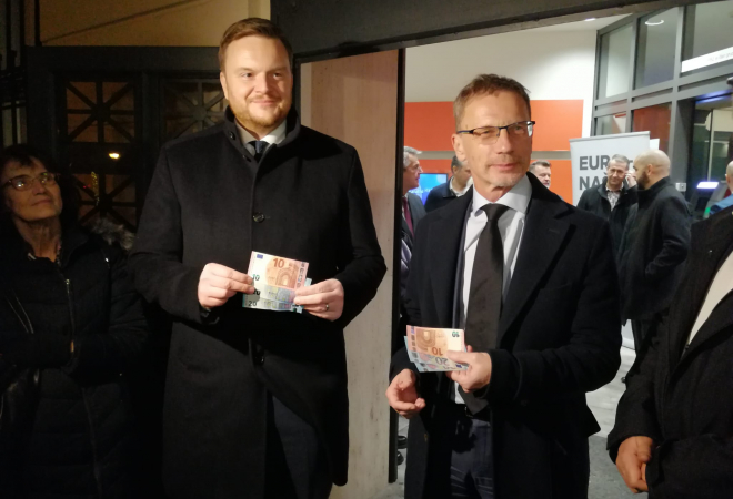 ‘HRVATSKI NOVAC VIŠE NIJE U HRVATSKOJ LISNICI!’ Samo je vrhunskim stručnjacima jasno što je euro, ali nam to ne govore