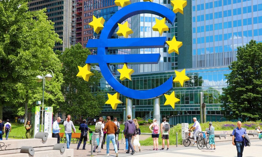 Hrvatska juri prema euru, a Danska, Švedska, Mađarska, Češka i Poljska pritisnule su kočnicu. Provjerili smo zašto