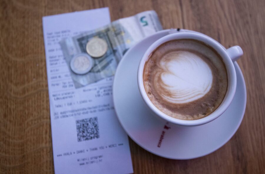 BBC: Hrvatska, euro i kavanski prijepori