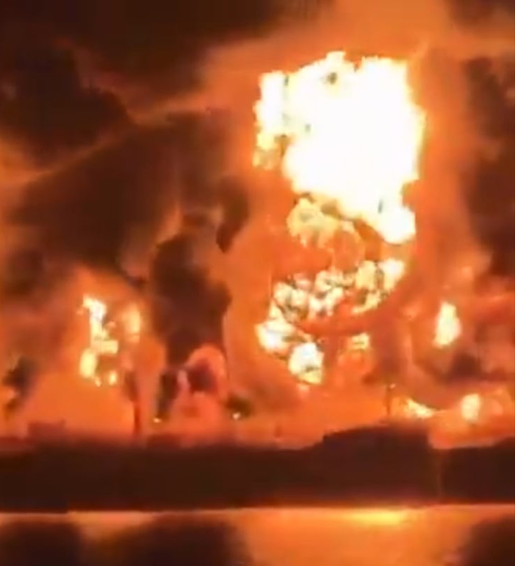 Iran sve žešće napada zaljevske zemlje. U Iraku gore tankeri, dronovi nad S. Arabijom