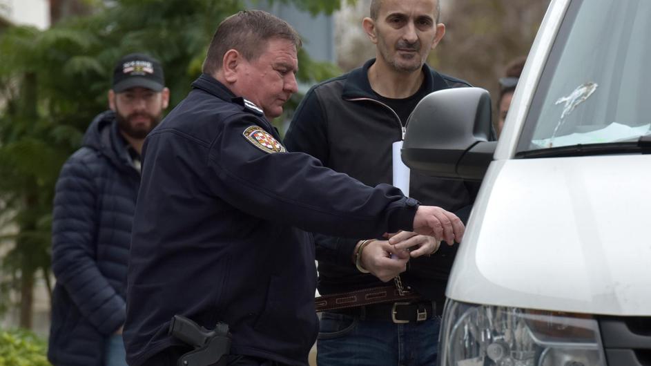 Dobio je dvije godine zatvora za bombaški napad na policiju