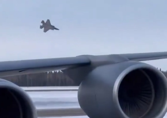 Srušio se  američki  borbeni avion F-35