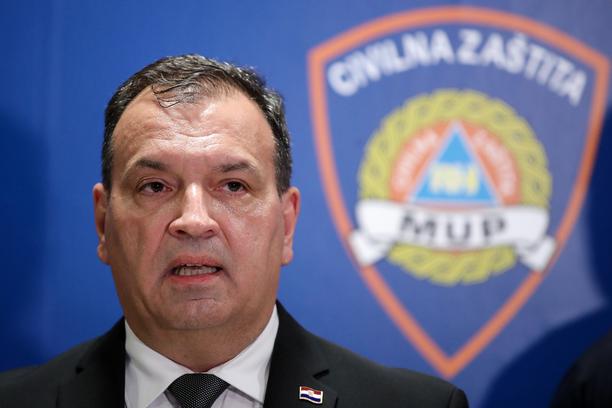 Beroš: Liječnik s KBC-a Rebro pozitivan na koronavirus