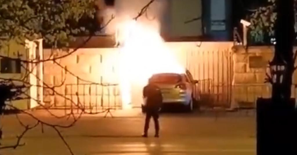 Autom punin eksploziva se zabio u rusko veleposlanstvo – evo zašto se odlučio na samoubilački pohod!