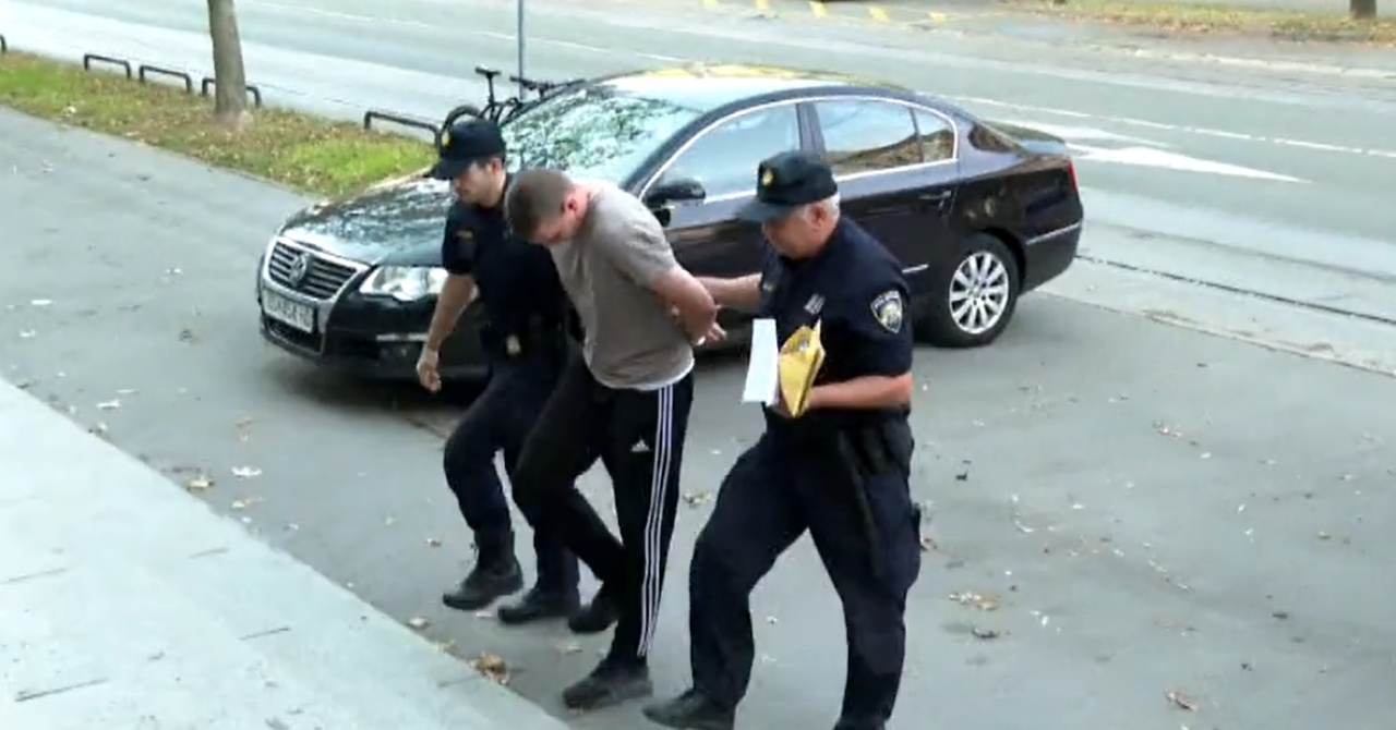 DORH: Policajac je pucao prema Mihaeli iz službenog pištolja, htio ju je ubiti; Oglasila se i osječka policija!