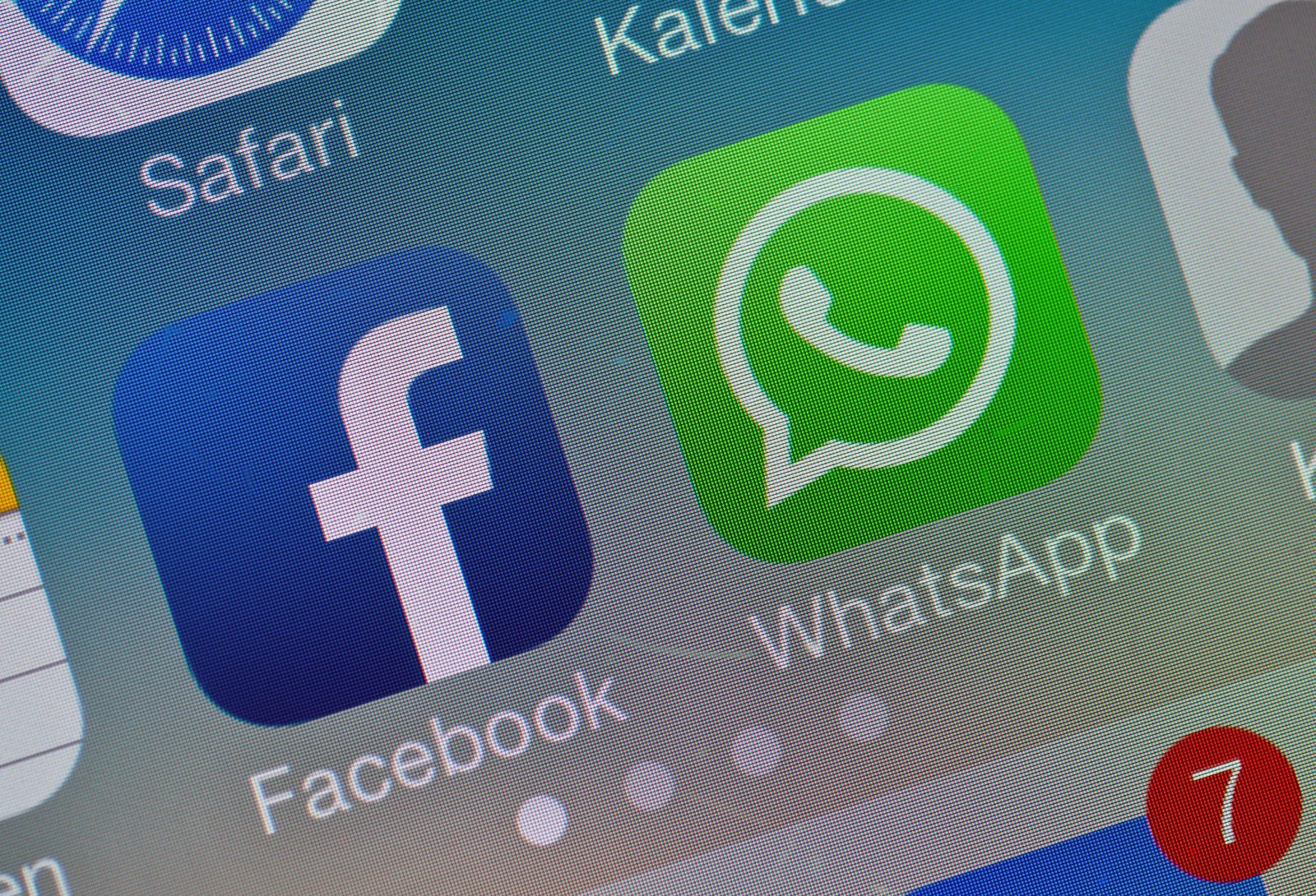 Korisnici masovno napuštaju Facebookov WhatsApp zbog promjene uvjeta korištenja