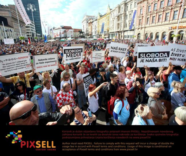 Neozbiljna patetika nakon toliko smrti