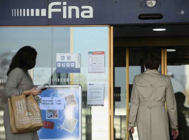 Na kraju 2021. blokirane su bile 239,3 tisuće građana, a duguju 18,1 milijardu kuna