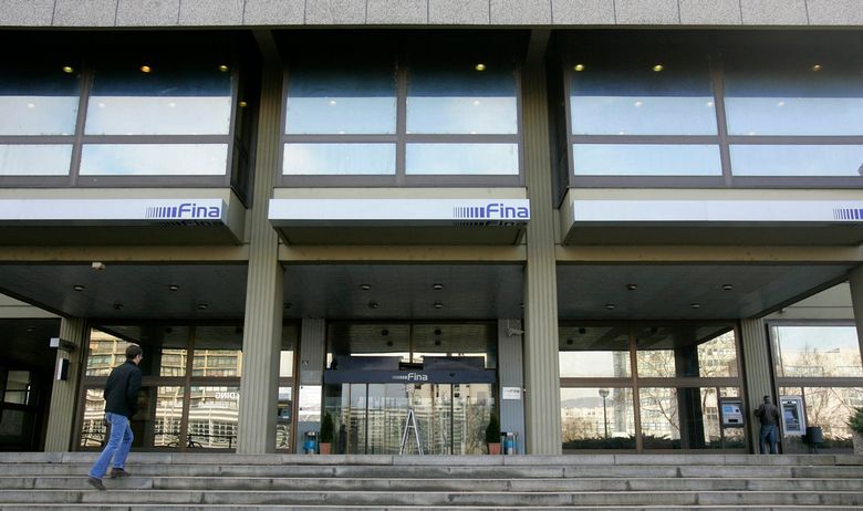 VLADA POSLALA NOVI ZAKON O OVRHAMA NA DONOŠENJE PO HITNOM POSTUPKU Na tri mjeseca staju sve ovrhe, osim onih za alimentaciju, neisplaćene plaće...