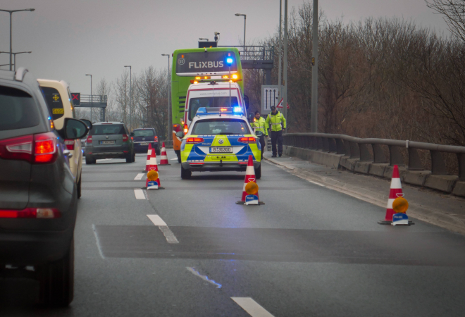 Prevrnuo se Flixbusov autobus na autocesti: Poginulo najmanje pet ljudi, ima ozlijeđenih