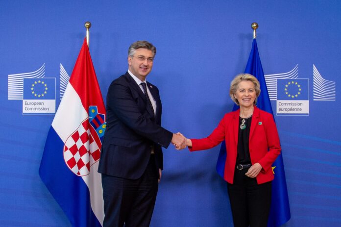 PLENKOVIĆ JE USPIO! Produljen rok do lipnja 2023. za korištenje sredstava EUSF za sanaciju šteta od potresa u Zagrebu