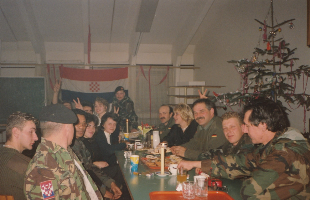 ‘BILA JE TO LIJEPA VEČER…’ Strani dragovoljci o blagdanskoj noći 1991.