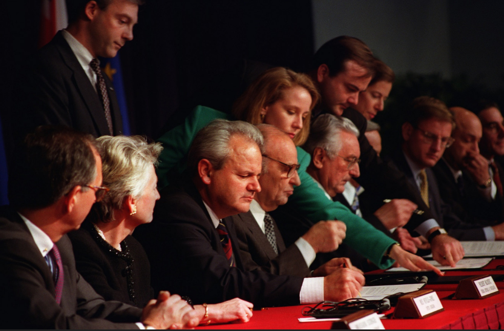 IZA KULISA DAYTONSKOG SPORAZUMA: ‘Već su pili šampanjac na račun Hrvata. Tuđmana sam probudio u šest ujutro, rekao je ‘pozovi Gojka i odbijte prijedlog!’