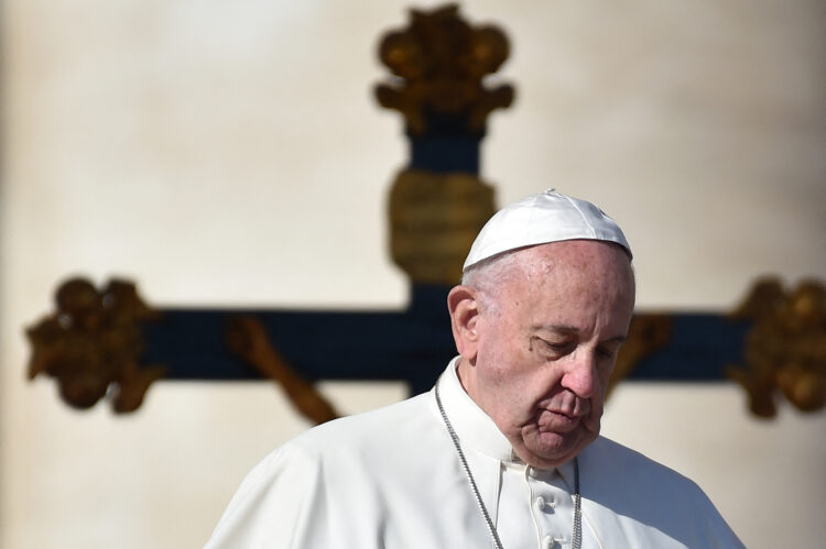 “Papa naroda”: Pet poniznih gesta koje su obilježile pontifikat pape Franje