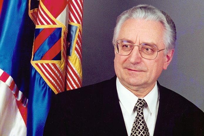 10. prosinca 1999. umro prvi hrvatski predsjednik dr. Franjo Tuđman