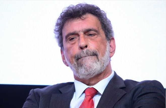 MINISTAR FUCHS U SAMOIZOLACIJI Njegov vozač pozitivan na koronavirus