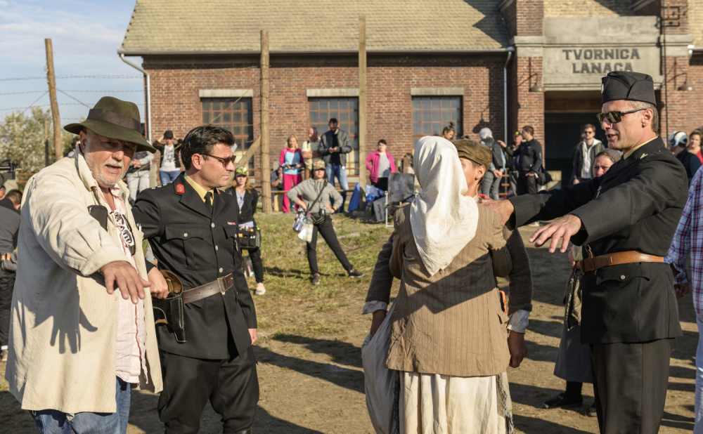 OTIŠLI U KRAJNOST: Tužit će američke kritičare “zbog negiranja holokausta” jer su popljuvali propagandni uradak?