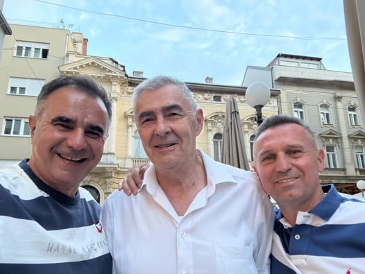 Generali iznenadili zajedničkom fotografijom i znakovito poručili: 'Mi smo svjedoci toga'