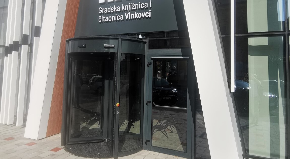 MAJSTORI CEREMONIJE  Plenković u petak otvorio velebnu knjižnicu. Od ponedjeljka je zatvorena - do daljnjeg