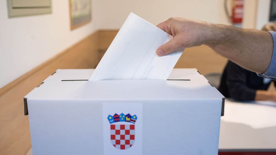 Lokalni izbori: Ponavljanje izbora zbog viška glasačkih listića