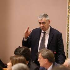 ‘ISTO JE KAD SI GLUP!’ General obrisao pod s ‘moralnim lekcijama’ Freda Matića: ‘Blago tim ženama čija ti prava zastupaš’