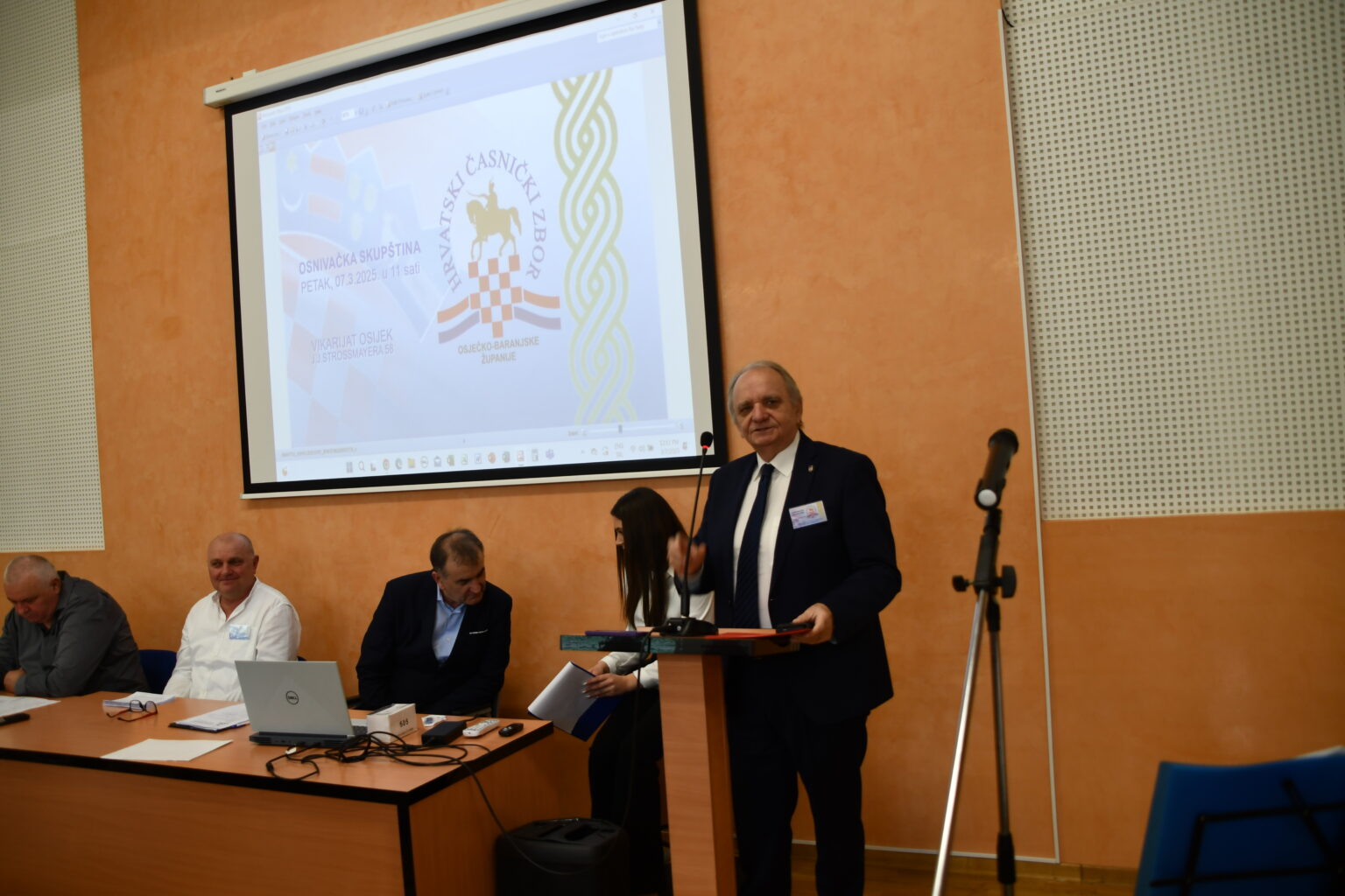 U Osijeku osnovan Hrvatski časnički zbor Osječko-baranjske županije