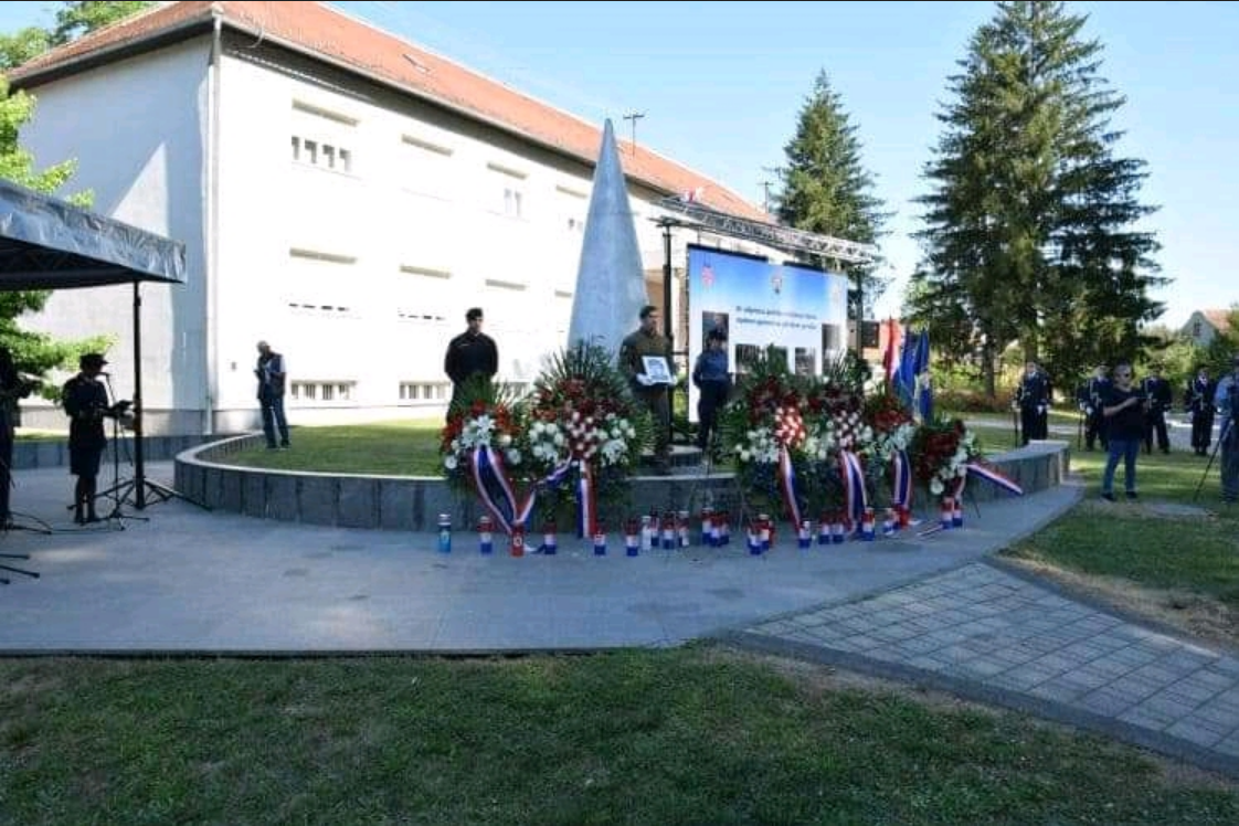 Božinović u Glini: Hrvatski policajci bili prvi heroji obrane od agresora