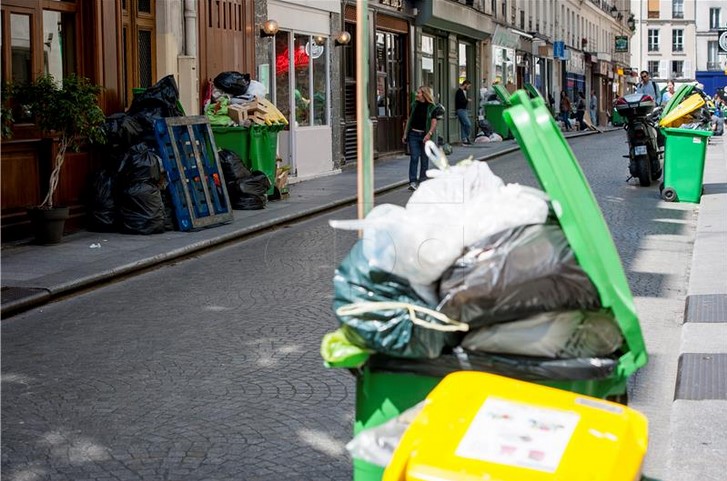 U SESVETSKOM KRALJEVCU BIJESNI: “Neka Tomašević vozi smeće gdje hoće, ali ne kod nas”