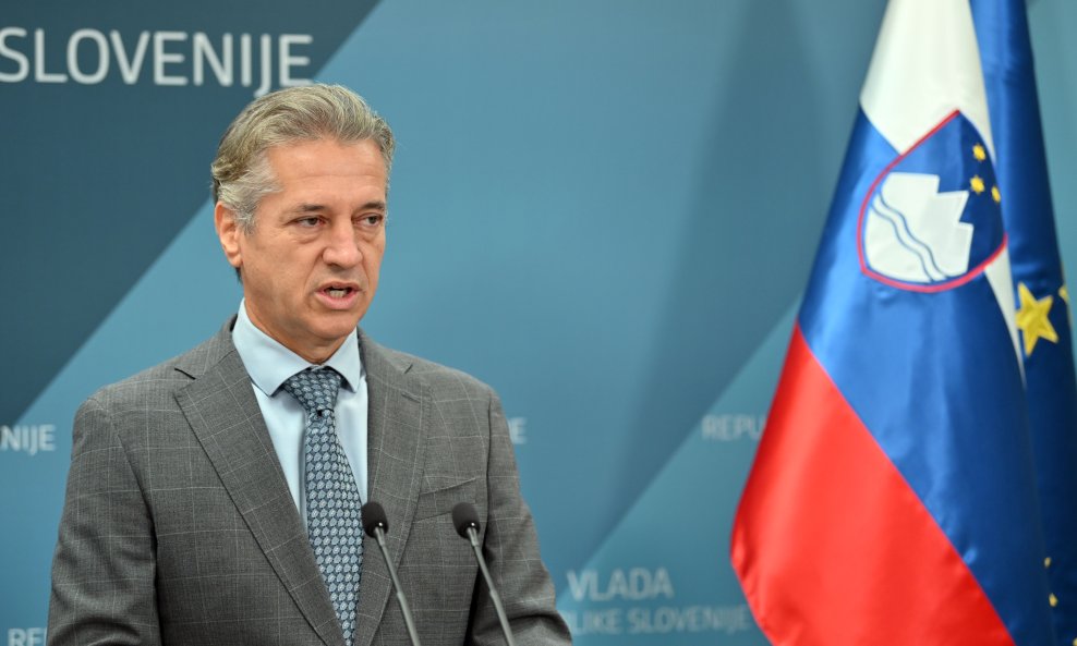 Policija upala u slovensku televiziju zbog snimki muljaža oko drugog bloka Krškog