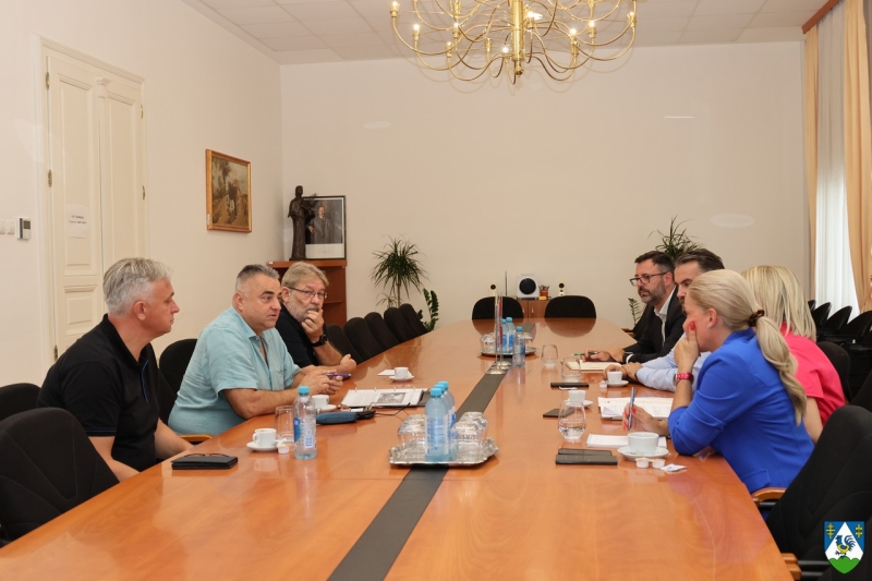 Župan Golubić podržao projekte Udruge Prvi hrvatski redarstvenik: Spomen-obilježje poginulim policajcima i pisanica posvećena Josipu Joviću i Franku Lisici