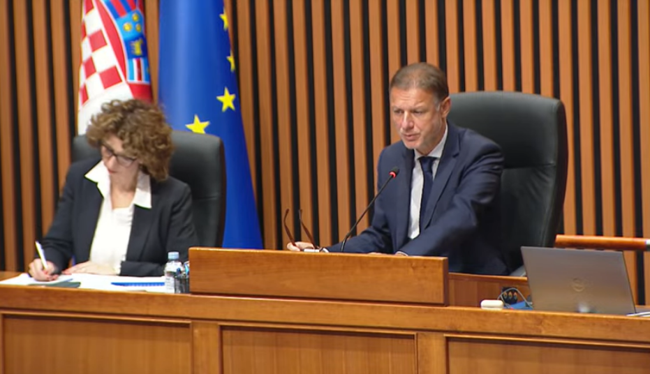 ZDS ponovno zapalio Sabor: Orešković, Kukavica i Jandroković u žestokom sukobu zbog tumačenja Ustava i Domovinskog rata