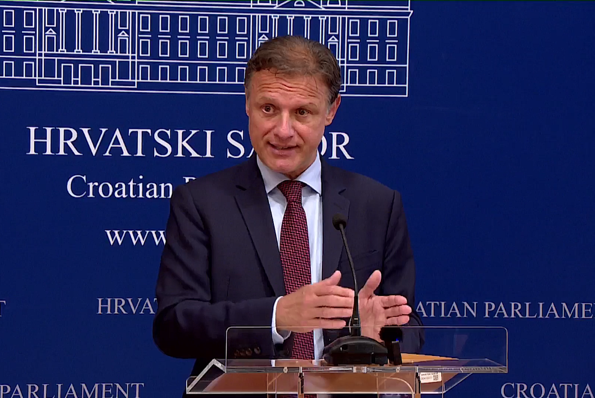 Jandroković o putu sa sinom, reagiralo i Povjerenstvo za sukob interesa