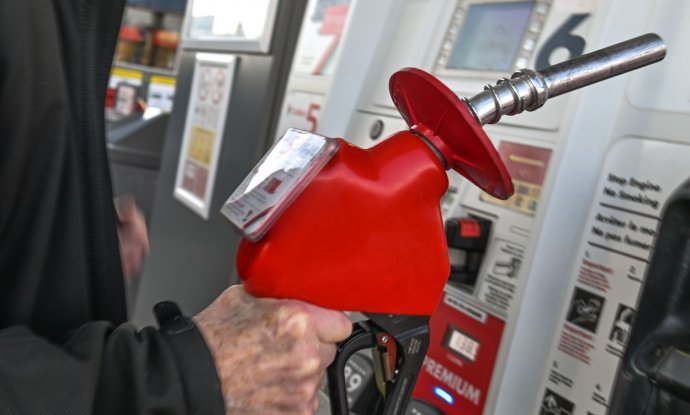 Vlada odlučila: Od sutra rastu cijene benzina i dizela