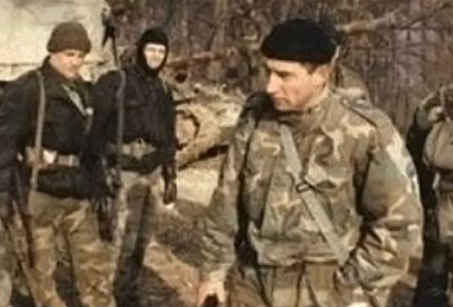 GOTOVINA U LIVNU POKAZAO ‘TKO JE FACA!’ Zloglasni pukovnik JNA Lisica opisao poraz u knjizi