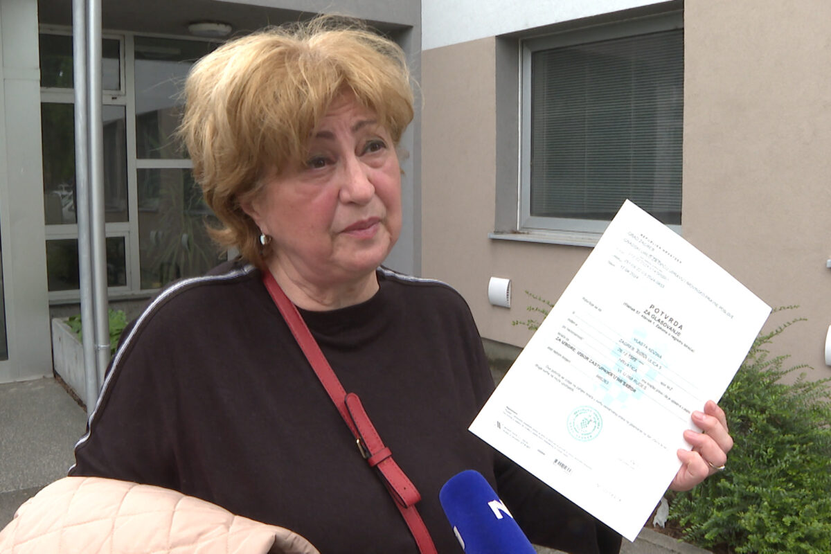 Bijesni građani koji su morali po plave potvrde: Sramota! Jako sam ljuta!
