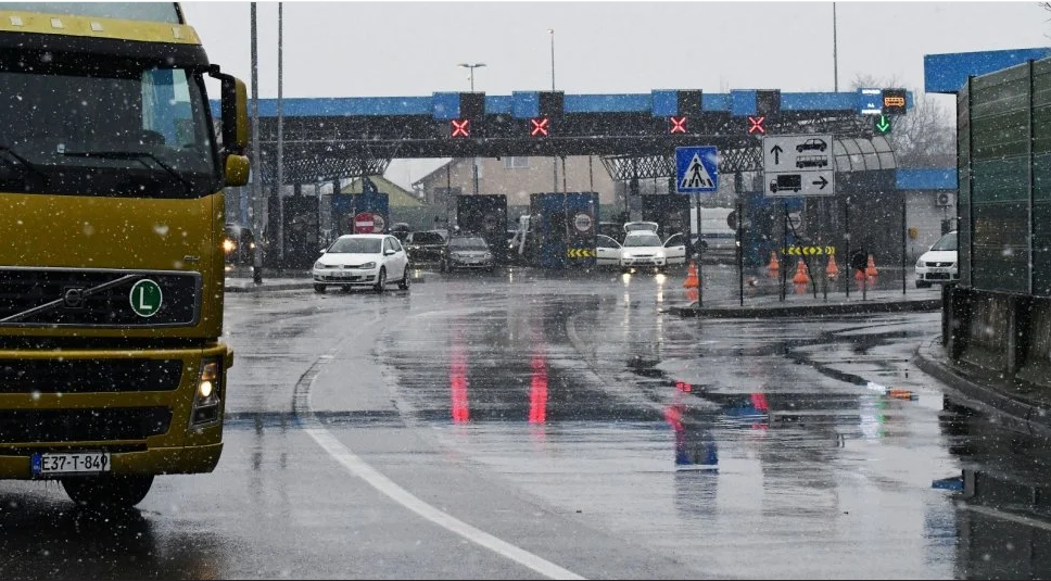 KRAJ KUPNJI U BIH? Novi pravilnik kaže da građani Hrvatske mogu prenijeti samo do 300 kuna robe preko granice