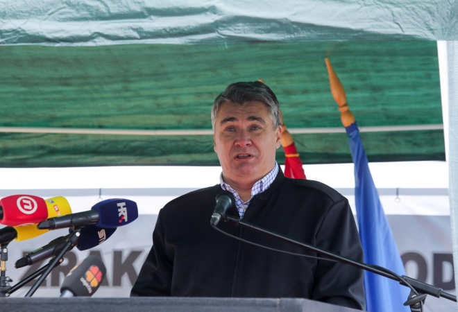 MILANOVIĆ O SKANDALU NA GRANICI: ‘Policajci rade jako težak posao za skromnu plaću i čuvaju hrvatsku granicu’