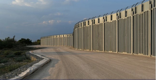 Grčka izgradila zid na granici s Turskom za suzbijanje migracija