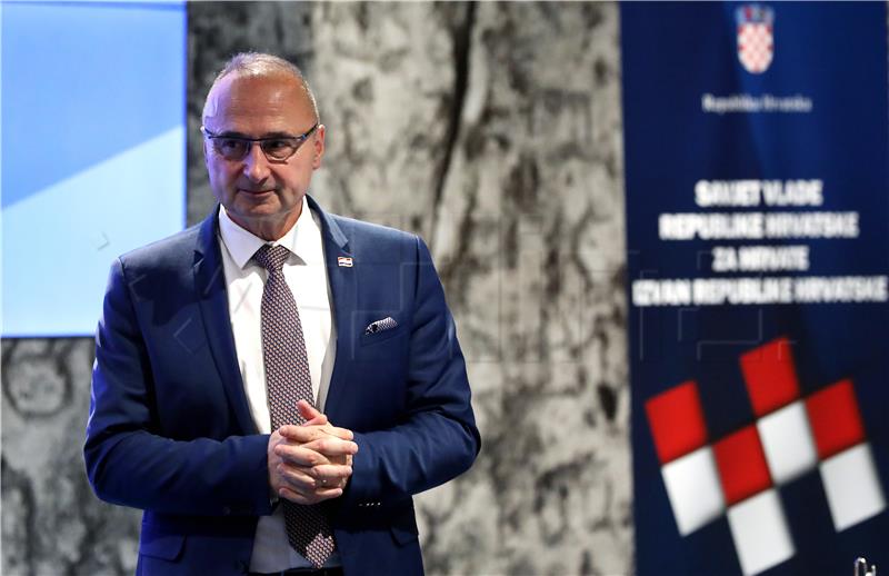 SLUČAJ GRLIĆ-RADMAN: VLADA NEĆE SKIDATI IMUNITET ZBOG PRIVATNIH TUŽBI