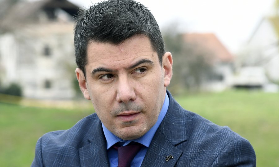 Grmoja žestoko: Neće ti proći ova manipulacija druže Andrej, samo da zaustavimo Šeksa, Bačića i druge kumove