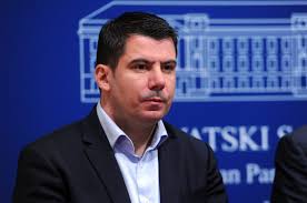 GRMOJA: ‘Plenković se pravi mutav, a uvjeren sam da Milanović govori istinu. Znamo i zašto je afera izbila baš sada’