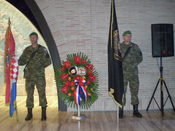 SVEČANO OBILJEŽAVANJE 30. OBLJETNICE USTROJA "GROMOVA" - ELITNE GARDIJSKE POSTROJBE KOJA JE DALA NEMJERLJIV DOPRINOS U DOMOVINSKOM RATU