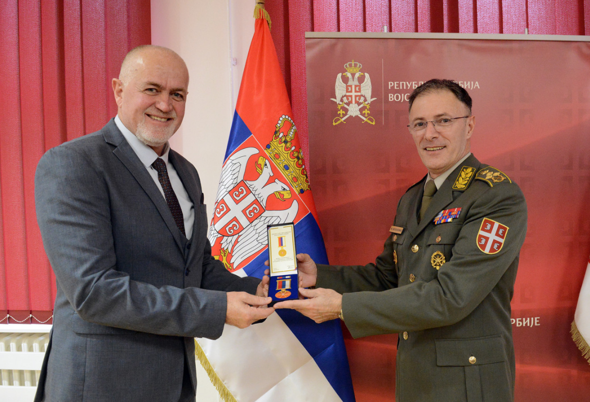 Srbija odlikovala ratnog zločinca iz Srebrenice. Zapovijedao brigadom koja je počinila najveće zločine.