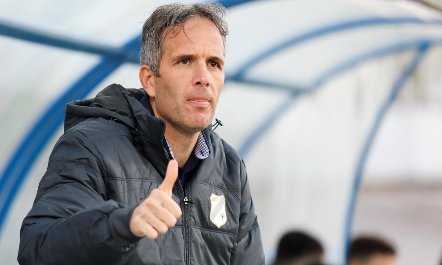 DERBI NA RUJEVICI  Goran Tomić je s Rijekom ove sezone već 'skinuo' jednog trenera Dinama