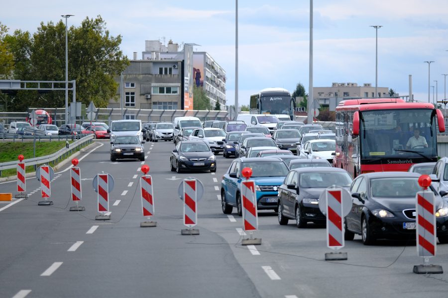 Ogromne gužve u Zagrebu zbog radova na Jadranskom mostu